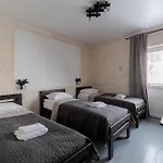 затишок Hotel